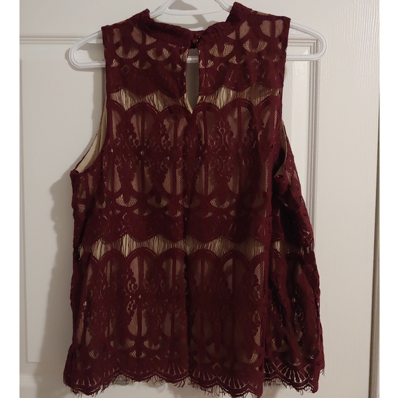 Burgundy Top - Picture 3 of 7